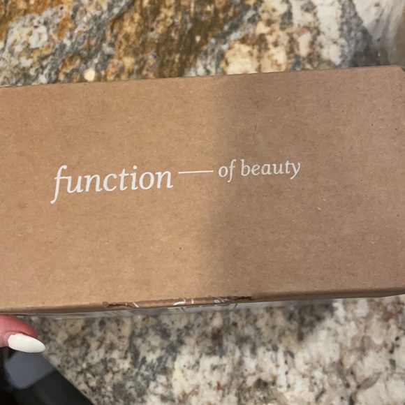 NWT Function of Beauty Shampoo and Conditioner - Picture 4 of 4